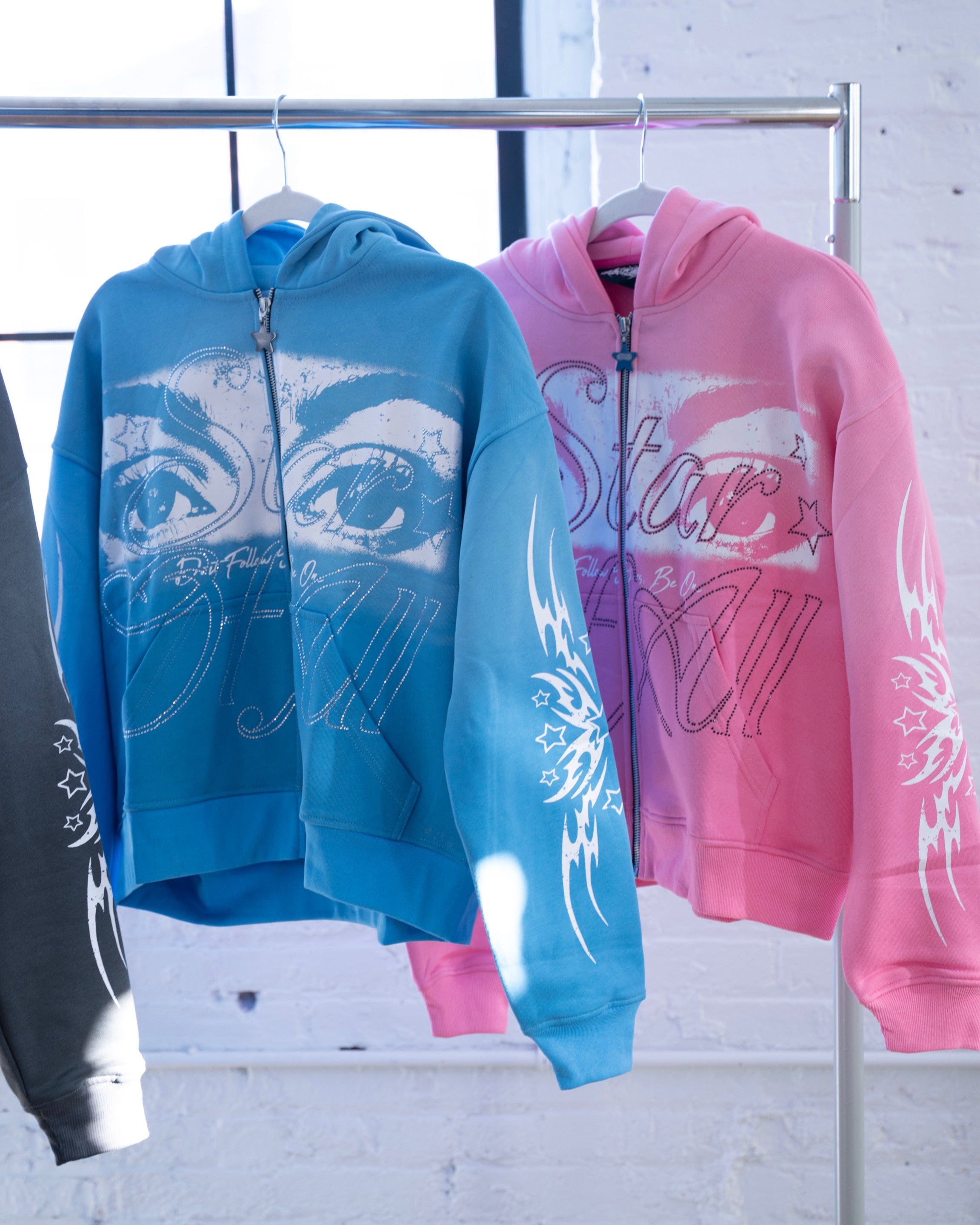 VISUALIZE ZIP UP